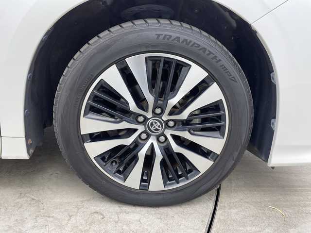 トヨタ アルファード S Cパッケージ 三重県 2019(令1)年 4.2万km ホワイトパールクリスタルシャイン /禁煙車//アルパイン9インチナビ//アルパインフリップダウンモニター//サンルーフ//トヨタセーフティセンス//プリクラッシュセーフティ//オートマチックハイビーム//レーダークルーズコントロール//レーントレーシングアシスト//バックカメラ//ステアリングヒーター//前席パワーシート（運転席メモリ付き）//前席ベンチレーション//前席シートヒーター//オットマン//電子パーキング/パワーバックドア//前方ドライブレコーダー//革巻きステアリング//ステアリングスイッチ//LEDヘッドライト//オートライト