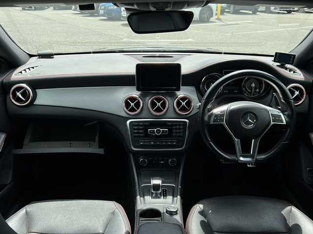 メルセデス・ベンツ ＣＬＡ４５ 4マチック 山形県 2014(平26)年 7.5万km 黒 ４WD/サンルーフ/前席シートヒーター/パドルシフト/メモリ付きパワーシート/GPSレーダー/純正ナビ/（AM/FM/フルセグ/BT）/パワーバックドア/スペアキー×１/ターボ/電動パーキング/AAC/盗難防止装置