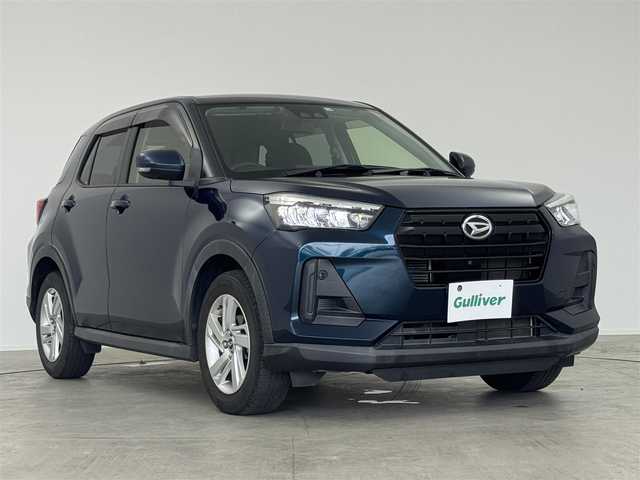 ダイハツ ロッキー X 愛知県 2020(令2)年 5万km レーザーブルークリスタルシャイン メーカーオプション9インチスマホ連携ディスプレイオーディオ/フルセグTV/SmartDeviceLink/BULETOOTH/Applecarplay/USBポート/全方位カメラ/スマートアシスト/　　・衝突回避支援システム/　　・認識回避支援システム/　　・コーナーセンサー（前後）/アイドリングストップ/MTモード/ステアリングリモコン/ETC/フルフラットシート/オートライト/LEDヘッドライト/純正フロアマット/ドアバイザー/取扱説明書/保証書/スマートキー