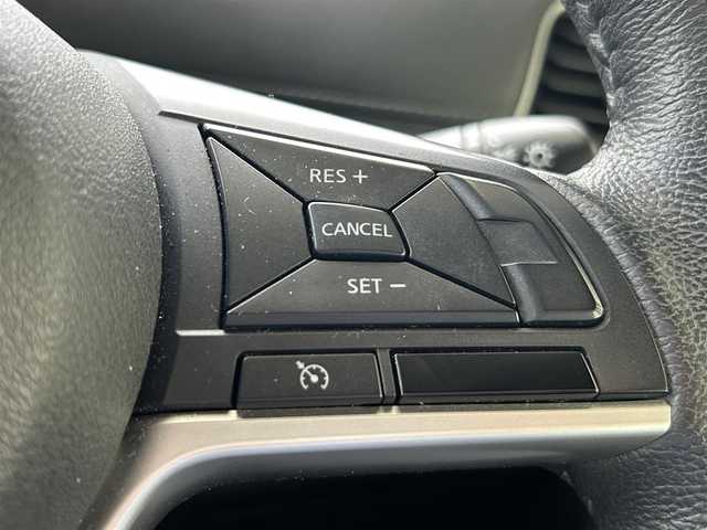 日産 セレナ e－パワー ハイウェイスター V 福島県 2018(平30)年 9.6万km ダイヤモンドブラック 登録時走行距離：95/283km/ディーラー純正SDナビ/（フルセグTV/CD/DVD/AM/FM/BT接続）/クルーズコントロール/ステアリングスイッチ/ステアリングヒーター/両側パワースライドドア/コーナーセンサー/電格ミラー/ウィンカーミラー/ドライブレコーダー/ETC/駐車支援システム/アラウンドビューモニター/バックカメラ/純正フロアマット/HIDヘッドライト/フォグランプ/スペアキー/デュアルエアコン/横滑り防止装置/衝突被害軽減ブレーキ/社外AW/保証書/取扱説明書