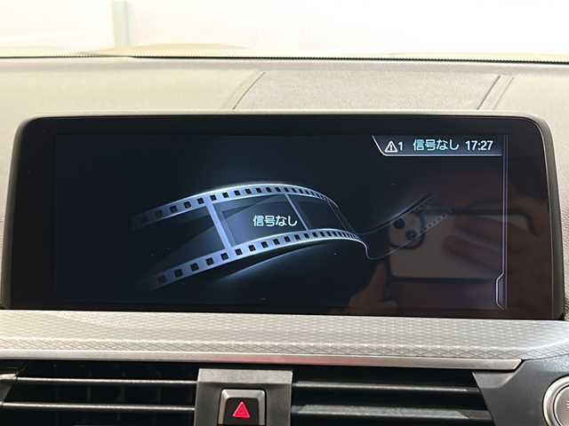 ＢＭＷ Ｘ３ xDrive20d Mスポーツ 新潟県 2018(平30)年 5.2万km サファイアブラックP トップ・ビューカメラ/ドライビングアシストプラス/アダプティブクルーズコントロール/ヘッドアップディスプレイ/HDDナビゲーション/(CD/DVD/Bluetooth/USB/フルセグTV)/パドルシフト/LEDヘッドライト/アダプティブヘッドライト/インテリジェントセーフティ/衝突警告システム/歩行者警告システム/レーンキープアシスト/ステアリングサポート/車線変更警告システム/側面衝突警告/パーキングアシスト/ダイナミック・スタビリティ・コントロール/パワーシート/ETC/ドライブレコーダー/ワイヤレス充電/19インチアルミホイール