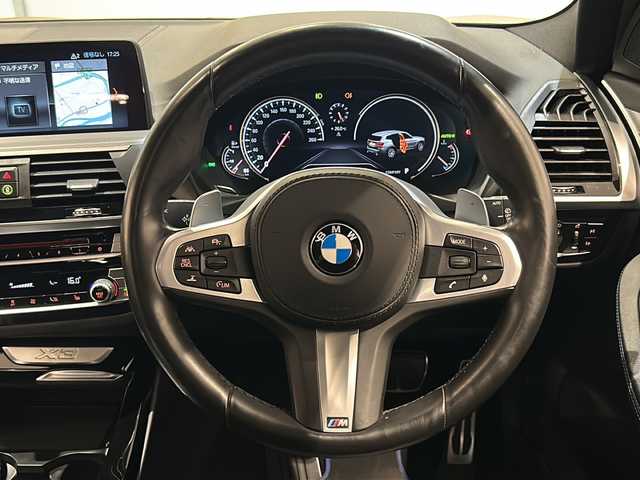 ＢＭＷ Ｘ３ xDrive20d Mスポーツ 新潟県 2018(平30)年 5.2万km サファイアブラックP トップ・ビューカメラ/ドライビングアシストプラス/アダプティブクルーズコントロール/ヘッドアップディスプレイ/HDDナビゲーション/(CD/DVD/Bluetooth/USB/フルセグTV)/パドルシフト/LEDヘッドライト/アダプティブヘッドライト/インテリジェントセーフティ/衝突警告システム/歩行者警告システム/レーンキープアシスト/ステアリングサポート/車線変更警告システム/側面衝突警告/パーキングアシスト/ダイナミック・スタビリティ・コントロール/パワーシート/ETC/ドライブレコーダー/ワイヤレス充電/19インチアルミホイール