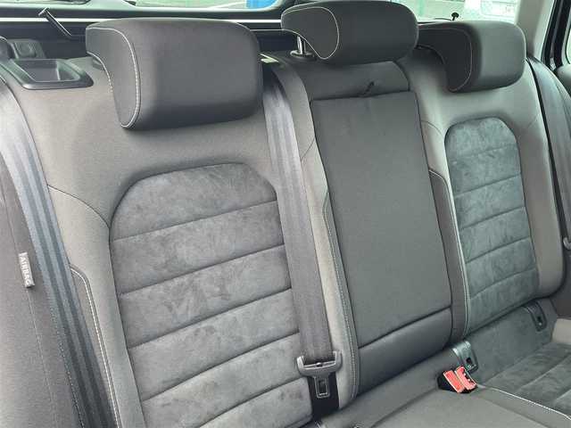 フォルクスワーゲン ゴルフ ヴァリアント TSIハイライン 福島県 2017(平29)年 8.1万km 黒 ワンオーナー/純正ナビ/・ＣＤ/・ＤＶＤ/・ＵＳＢ/・ＡＵＸ/・Ｂｌｕｅｔｏｏｔｈ/バックカメラ/クルーズコントロール/ビルトインＥＴＣ/ドライブレコーダー/オートホールド/純正フロアマット