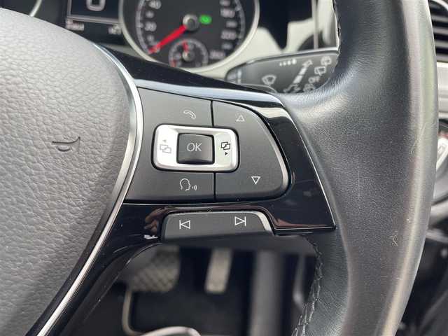 フォルクスワーゲン ゴルフ ヴァリアント TSIハイライン 福島県 2017(平29)年 8.1万km 黒 ワンオーナー/純正ナビ/・ＣＤ/・ＤＶＤ/・ＵＳＢ/・ＡＵＸ/・Ｂｌｕｅｔｏｏｔｈ/バックカメラ/クルーズコントロール/ビルトインＥＴＣ/ドライブレコーダー/オートホールド/純正フロアマット