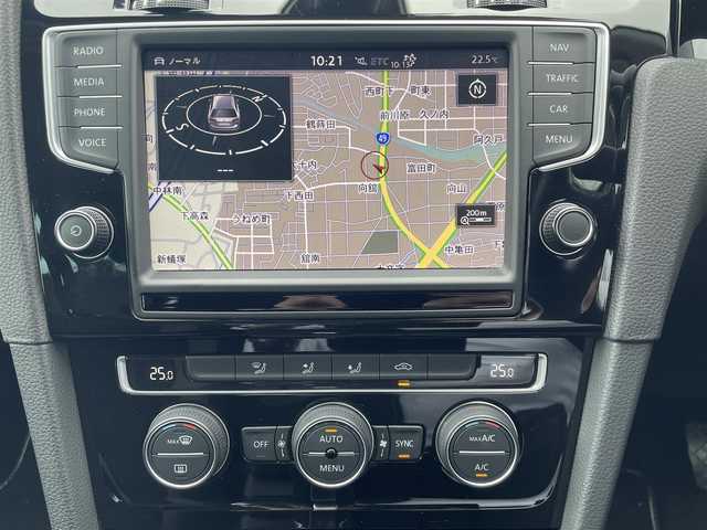 フォルクスワーゲン ゴルフ ヴァリアント TSIハイライン 福島県 2017(平29)年 8.1万km 黒 ワンオーナー/純正ナビ/・ＣＤ/・ＤＶＤ/・ＵＳＢ/・ＡＵＸ/・Ｂｌｕｅｔｏｏｔｈ/バックカメラ/クルーズコントロール/ビルトインＥＴＣ/ドライブレコーダー/オートホールド/純正フロアマット