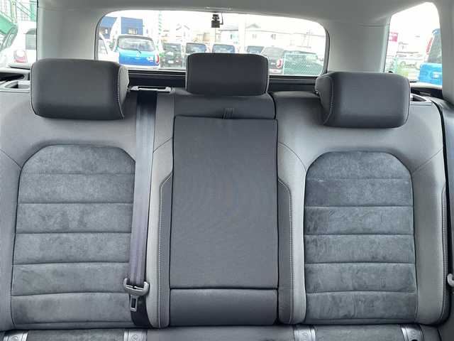 フォルクスワーゲン ゴルフ ヴァリアント TSIハイライン 福島県 2017(平29)年 8.1万km 黒 ワンオーナー/純正ナビ/・ＣＤ/・ＤＶＤ/・ＵＳＢ/・ＡＵＸ/・Ｂｌｕｅｔｏｏｔｈ/バックカメラ/クルーズコントロール/ビルトインＥＴＣ/ドライブレコーダー/オートホールド/純正フロアマット