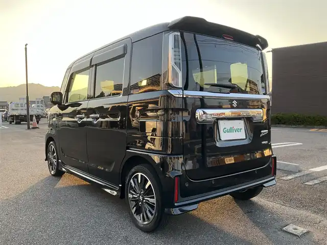 スズキ スペーシア カスタム HYBRID XS 滋賀県 2020(令2)年 6.9万km ブルーイッシュブラックパール3 車検R9年1月迄/スズキセーフティーサポート/ストラーダSDナビ/・Bluetooth・フルセグTV/全方位モニター/パーキングサポート/ヘッドアップディスプレイ/USBソケット/両側パワースライドドア/ハーフレザーシート/シートヒーター/LEDヘッドライト/LEDフォグランプ/ETC/革巻きステアリングホイール/スリムサーキューレーター/パーソナルテーブル/純正15インチアルミホイール/取説/保証書/スペアキー/