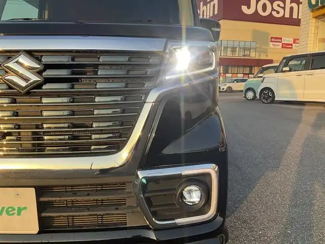 スズキ スペーシア カスタム HYBRID XS 滋賀県 2020(令2)年 6.9万km ブルーイッシュブラックパール3 車検R9年1月迄/スズキセーフティーサポート/ストラーダSDナビ/・Bluetooth・フルセグTV/全方位モニター/パーキングサポート/ヘッドアップディスプレイ/USBソケット/両側パワースライドドア/ハーフレザーシート/シートヒーター/LEDヘッドライト/LEDフォグランプ/ETC/革巻きステアリングホイール/スリムサーキューレーター/パーソナルテーブル/純正15インチアルミホイール/取説/保証書/スペアキー/