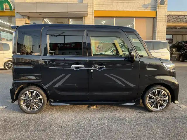 スズキ スペーシア カスタム HYBRID XS 滋賀県 2020(令2)年 6.9万km ブルーイッシュブラックパール3 車検R9年1月迄/スズキセーフティーサポート/ストラーダSDナビ/・Bluetooth・フルセグTV/全方位モニター/パーキングサポート/ヘッドアップディスプレイ/USBソケット/両側パワースライドドア/ハーフレザーシート/シートヒーター/LEDヘッドライト/LEDフォグランプ/ETC/革巻きステアリングホイール/スリムサーキューレーター/パーソナルテーブル/純正15インチアルミホイール/取説/保証書/スペアキー/