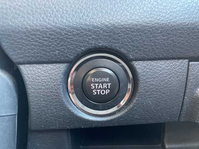 スズキ ハスラー G 道央・札幌 2015(平27)年 6.1万km クールカーキPM (株)IDOMが運営する【じしゃロン札幌豊平店】の自社ローン対象車両になります。こちらは現金ご利用時の価格です。自社ローンご希望の方は別途その旨お申付け下さい。/・４WD/・衝突軽減システム/・社外メモリナビ/ラジオ・ワンセグ・ＣＤ/・積込み夏タイヤ/・横滑り防止装置/・運転席シートヒーター/・社外エンジンスターター/・ダウンヒルアシストコントロール/・グリップアシスト/・ＥＴＣ/・電格ミラー/・取扱説明書/・保証書