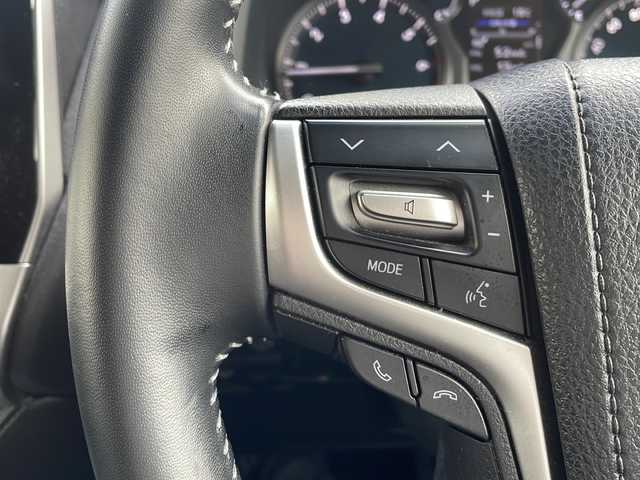 トヨタ ランドクルーザー プラド TX Lパッケージ 鳥取県 2023(令5)年 2万km ブラック ワンオーナー/7人乗り/WALD製20インチAW/サンルーフ/ブラックレザーシート/全方位カメラ/電子切替トランスファ/スマートキーx２個/ウッドコンビハンドル/メーカーナビゲーション/HDMI入力キッド/フルセグ・Bluetooth/TVキャンセラー/プリクラッシュセーフティ/レーンデパーチャー/レーダークルーズ/インテリソナー/オートハイビーム/前席パワーシート/サード電動格納シート/前席エアーシート/オートワイパー/オートライト/オートリトラクトミラー/LEDヘッドライト/LEDフォグ/ETCユニット/保証書・取説・スペアキー