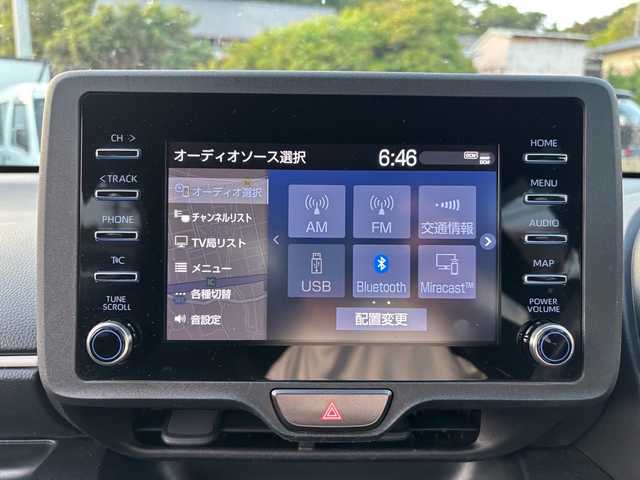 トヨタ ヤリス ハイブリッド X 福岡県 2021(令3)年 3.1万km シルバーM ワンオーナー/純正ディスプレイオーディオ（ナビ有り）/　USB、BT、Mirrorcast、/フルセグTV/ETC/レーダークルーズコントロール/ドライブレコーダー（前後）/コーナーセンサー/オートライト/オートハイビーム/ヘッドライトレベライザー/オートエアコン/ステアリングリモコン/保証書/スペアキー×1