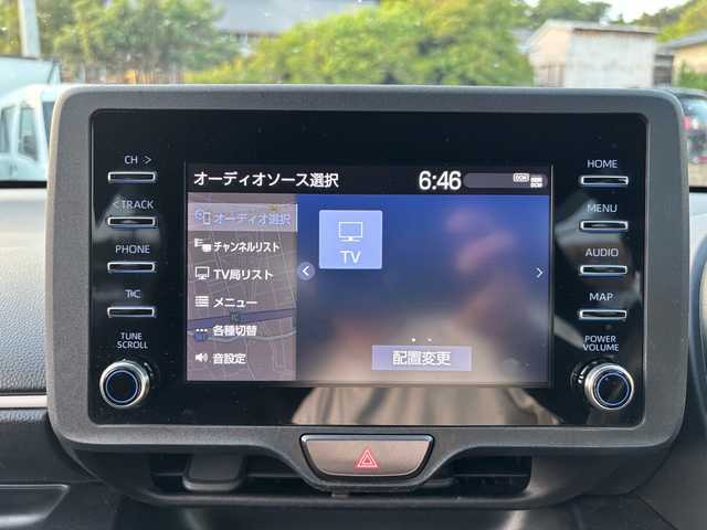 トヨタ ヤリス ハイブリッド X 福岡県 2021(令3)年 3.1万km シルバーM ワンオーナー/純正ディスプレイオーディオ（ナビ有り）/　USB、BT、Mirrorcast、/フルセグTV/ETC/レーダークルーズコントロール/ドライブレコーダー（前後）/コーナーセンサー/オートライト/オートハイビーム/ヘッドライトレベライザー/オートエアコン/ステアリングリモコン/保証書/スペアキー×1