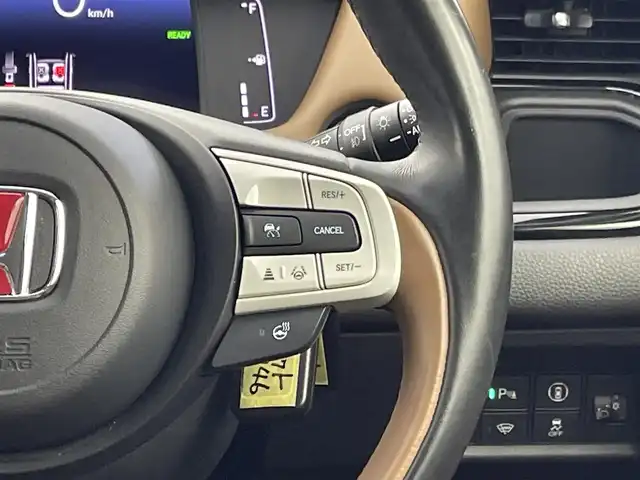 ホンダ フィット e:HEVリュクス 群馬県 2020(令2)年 3.3万km 茶 純正８インチナビ/バックカメラ/アダプティブクルーズコントロール/ドライブレコーダー/ETC/オートハイビーム/シートヒーター/レーンキープアシスト/BT接続/ワイパーデアイサー/盗難防止装置/横滑り防止装置/衝突被害軽減システム/ステアリングリモコン/SRSエアバック （運転席/助手席/サイド/カーテン）/本革シート/純正16インチアルミホイール/禁煙車