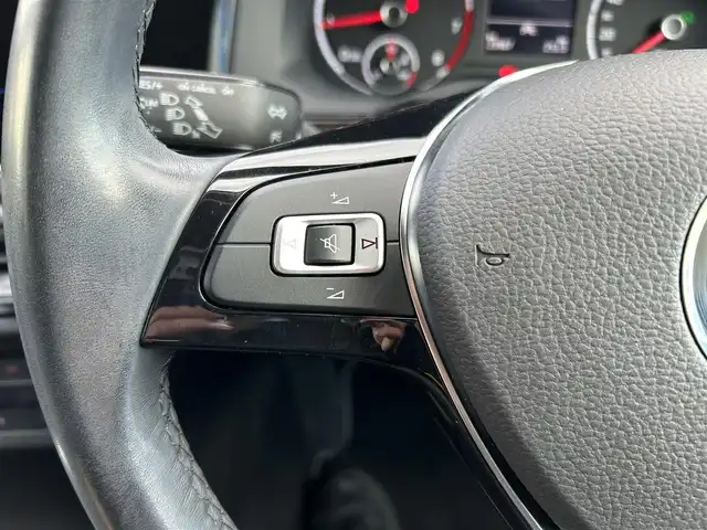 フォルクスワーゲン ＶＷ ポロ TSIコンフォートライン 福島県 2021(令3)年 2.4万km ピュアホワイト ワンオーナー/プリクラッシュブレーキシステム/プロアクティブオキュパントプロテクション/純正SDナビゲーション/【フルセグTV/Bluetooth/App connect】/ETC2.0/リアビューカメラ/LEDヘッドライト/・オートライト/スマートキー/・プッシュスタート/電動格納ミラー/・ヒーテッドドアミラー/純正フロアマット/取扱説明書/新車時保証書