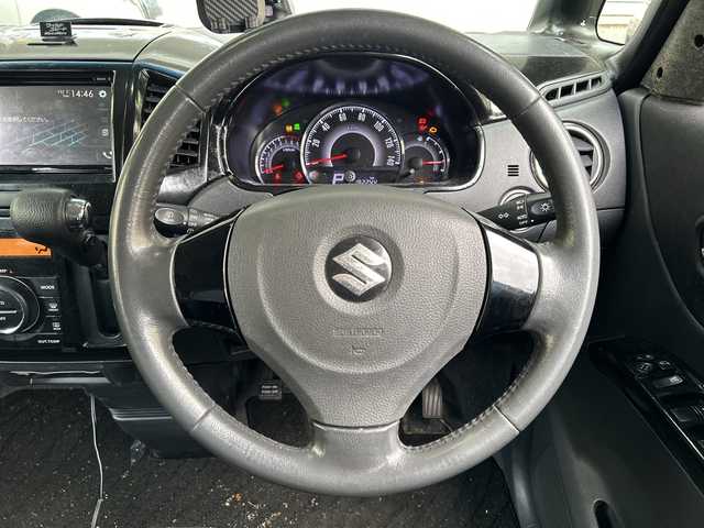 スズキ パレット ＳＷ TS 福岡県 2011(平23)年 19.3万km パールホワイト ディスプレイオーディオ/DVD/Bluetooth/FM/AM/iPod/AUX/オートライト/フォグランプ/電動格納ミラー/純正フロアマット/ETC（ビルド