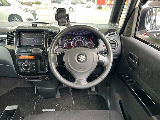 スズキ パレット ＳＷ TS 福岡県 2011(平23)年 19.3万km パールホワイト ディスプレイオーディオ/DVD/Bluetooth/FM/AM/iPod/AUX/オートライト/フォグランプ/電動格納ミラー/純正フロアマット/ETC（ビルド