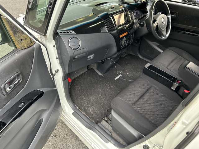 スズキ パレット ＳＷ TS 福岡県 2011(平23)年 19.3万km パールホワイト ディスプレイオーディオ/DVD/Bluetooth/FM/AM/iPod/AUX/オートライト/フォグランプ/電動格納ミラー/純正フロアマット/ETC（ビルド