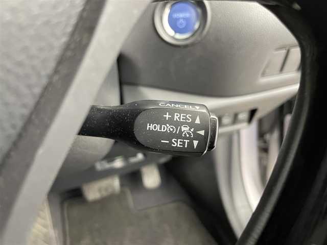 トヨタ Ｃ－ＨＲ G 富山県 2018(平30)年 2万km ブラック/メタルストリームM 純正9型ナビ（DVD/BT/USB/HDMI）/バックカメラ/ドライブレコーダー/ETC/ブラインドスポットモニター/レザーシート/衝突被害軽減システム/レーダークルーズコントロール/レーンキープアシスト/横滑り防止装置/アイドリングストップ/オートホールド付電子パーキング/純正アルミホイール/純正フロアマット/オートLEDライト/オートマチックハイビーム/スマートキー/スペアキー
