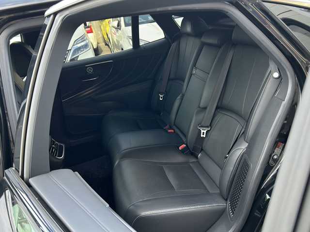 レクサス ＬＳ 500h Iパッケージ 大阪府 2017(平29)年 7.7万km グラファイトブラックガラスフレーク プリクラッシュセーフティ　純正ナビ　黒革席　全方位カメラ　前席シートヒーター＆シートクーラー　ハンドルヒーター　パワーバックドア　三眼ＬＥＤ　ＨＵＤ　ＢＳＭ　ＰＫＳＡ　レーンキープ　レーダークルコン　2.0ビルトインETC パワーシート　AC100V リア電動サンシェード　CD DVD BT フルセグTV オートハイビーム