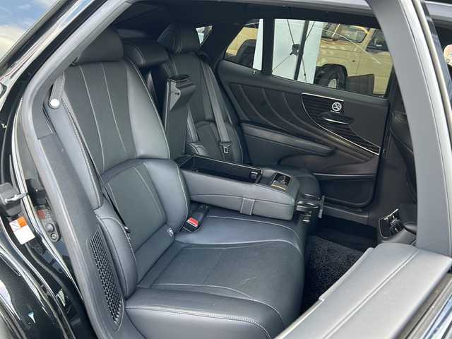 レクサス ＬＳ 500h Iパッケージ 大阪府 2017(平29)年 7.7万km グラファイトブラックガラスフレーク プリクラッシュセーフティ　純正ナビ　黒革席　全方位カメラ　前席シートヒーター＆シートクーラー　ハンドルヒーター　パワーバックドア　三眼ＬＥＤ　ＨＵＤ　ＢＳＭ　ＰＫＳＡ　レーンキープ　レーダークルコン　2.0ビルトインETC パワーシート　AC100V リア電動サンシェード　CD DVD BT フルセグTV オートハイビーム