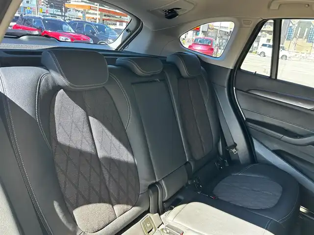 ＢＭＷ Ｘ１ xDrive 18d xライン 富山県 2020(令2)年 2.3万km 白 HDDナビ/AM/FMラジオ/Bluetooth接続/USB接続/バックカメラ/ドラレコ/アイドリングストップ/プッシュスタート/ミラー内蔵型ETC/コーナーセンサー/D/N席パワーシート/D席メモリ機能付き/パークアシスト/ダウンヒルアシスト/レーンキープアシスト/衝突軽減