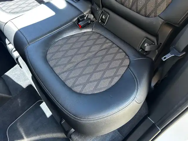 ＢＭＷ Ｘ１ xDrive 18d xライン 富山県 2020(令2)年 2.3万km 白 HDDナビ/AM/FMラジオ/Bluetooth接続/USB接続/バックカメラ/ドラレコ/アイドリングストップ/プッシュスタート/ミラー内蔵型ETC/コーナーセンサー/D/N席パワーシート/D席メモリ機能付き/パークアシスト/ダウンヒルアシスト/レーンキープアシスト/衝突軽減