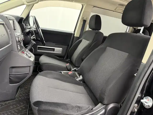 三菱 デリカＤ：５ ROADEST G Navi P 愛知県 2008(平20)年 16.9万km ディープブラックマイカ ・ワンオーナ/・保証書/・社外デジタルインナーミラー/・取扱説明書/・電動格納ミラー/・バイザー/・パドルシフト/・ウィンカーミラー/・フォグライト/・シートリフター