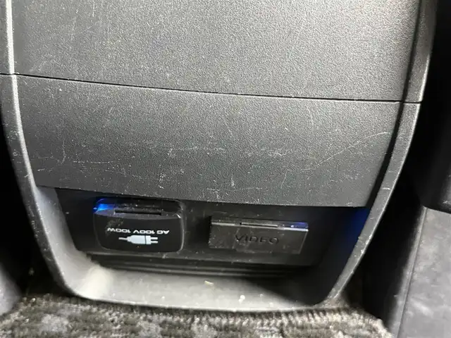 三菱 デリカＤ：５ ROADEST G Navi P 愛知県 2008(平20)年 16.9万km ディープブラックマイカ ・ワンオーナ/・保証書/・社外デジタルインナーミラー/・取扱説明書/・電動格納ミラー/・バイザー/・パドルシフト/・ウィンカーミラー/・フォグライト/・シートリフター