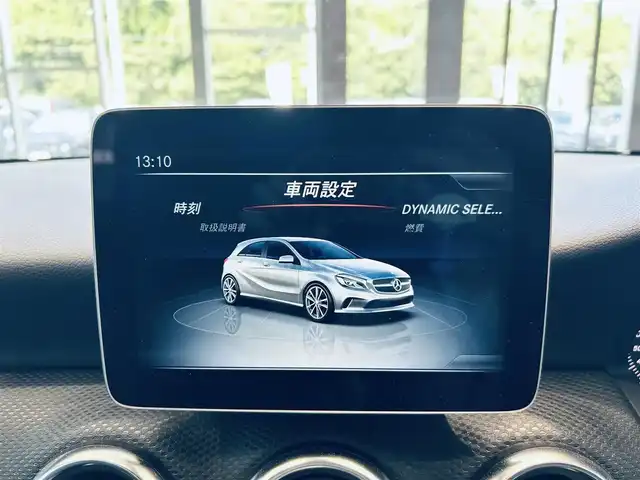 メルセデス・ベンツ Ａ１８０ AMG スタイル 大阪府 2018(平30)年 3.7万km 白 レーダーセーフティP/純正ナビ/TV/バックカメラ/applecarplay/ACC/純正18インチAW/LEDヘッドライト/ブラインドスポット/クリアランスソナー/パドルシフト/ハーフレザー/Dメモリ付きパワーシート/シートヒーター/スマートキー/ETC/ドラレコ