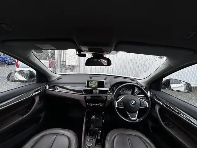 ＢＭＷ Ｘ１ xDrive 18d 静岡県 2017(平29)年 10.5万km ミネラルホワイト ユーザー買取車両/純正ナビ/　【CD/BT】/純正LEDヘッドライト/純正18インチAW/バックカメラ/アダクティブクルーズコントロール/ドライブレコーダー/茶レザーシート/シートヒーター/ミラー一体型ETC/スマートキー/プッシュスタート/新車時保証書/取扱説明書