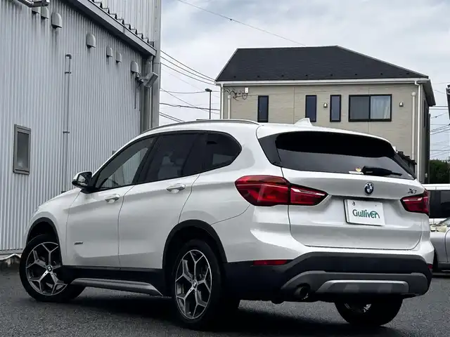 ＢＭＷ Ｘ１ xDrive 18d 静岡県 2017(平29)年 10.5万km ミネラルホワイト ユーザー買取車両/純正ナビ/　【CD/BT】/純正LEDヘッドライト/純正18インチAW/バックカメラ/アダクティブクルーズコントロール/ドライブレコーダー/茶レザーシート/シートヒーター/ミラー一体型ETC/スマートキー/プッシュスタート/新車時保証書/取扱説明書