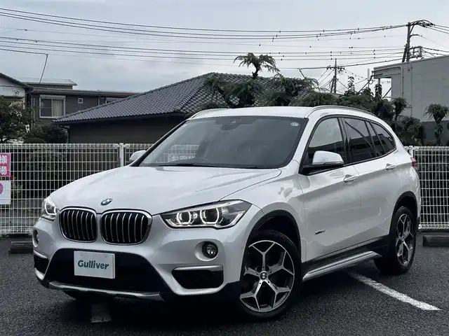 ＢＭＷ Ｘ１ xDrive 18d 静岡県 2017(平29)年 10.5万km ミネラルホワイト ユーザー買取車両/純正ナビ/　【CD/BT】/純正LEDヘッドライト/純正18インチAW/バックカメラ/アダクティブクルーズコントロール/ドライブレコーダー/茶レザーシート/シートヒーター/ミラー一体型ETC/スマートキー/プッシュスタート/新車時保証書/取扱説明書