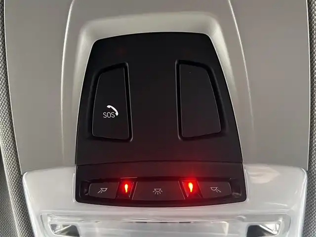 ＢＭＷ Ｘ１ xDrive 18d 静岡県 2017(平29)年 10.5万km ミネラルホワイト ユーザー買取車両/純正ナビ/　【CD/BT】/純正LEDヘッドライト/純正18インチAW/バックカメラ/アダクティブクルーズコントロール/ドライブレコーダー/茶レザーシート/シートヒーター/ミラー一体型ETC/スマートキー/プッシュスタート/新車時保証書/取扱説明書