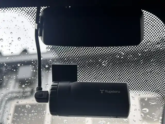 ＢＭＷ Ｘ１ xDrive 18d 静岡県 2017(平29)年 10.5万km ミネラルホワイト ユーザー買取車両/純正ナビ/　【CD/BT】/純正LEDヘッドライト/純正18インチAW/バックカメラ/アダクティブクルーズコントロール/ドライブレコーダー/茶レザーシート/シートヒーター/ミラー一体型ETC/スマートキー/プッシュスタート/新車時保証書/取扱説明書