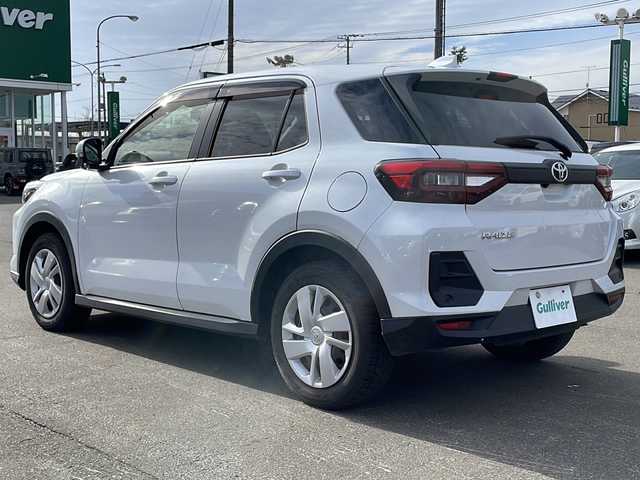 トヨタ ライズ XS 道東・釧路十勝 2021(令3)年 3.3万km シャイニングホワイトパール 4WD/社外メモリナビ　/(フルセグTV/ＤＶＤ再生/Ｂｌｕｅｔｏｏｔｈ接続)　/前後ドライブレコーダー　/ビルトインＥＴＣ2.0　/バックカメラ　/前席シートヒーター　/前後コーナーセンサー　/衝突軽減ブレーキ/横滑り防止装置　/アイドリングストップ/スマートキー/プッシュスタート　/純正ＬＥＤヘッドライト　/純正フロアマット/サマータイヤ積み込み