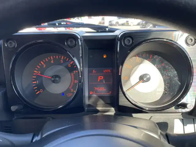 スズキ ジムニー XL 長野県 2019(平31)年 7.5万km ミディアムグレー フルセグテレビ/AM/FM/Bluetooth/シートヒーター/ドアバイザー/4WD/プッシュスタート/パワーウィンドウ/スペアキー/社外フロアマット/ダウンヒルアシストコントロール/電動格納ミラー