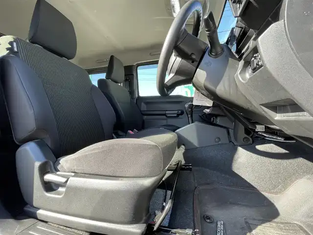 スズキ ジムニー XL 長野県 2019(平31)年 7.5万km ミディアムグレー フルセグテレビ/AM/FM/Bluetooth/シートヒーター/ドアバイザー/4WD/プッシュスタート/パワーウィンドウ/スペアキー/社外フロアマット/ダウンヒルアシストコントロール/電動格納ミラー