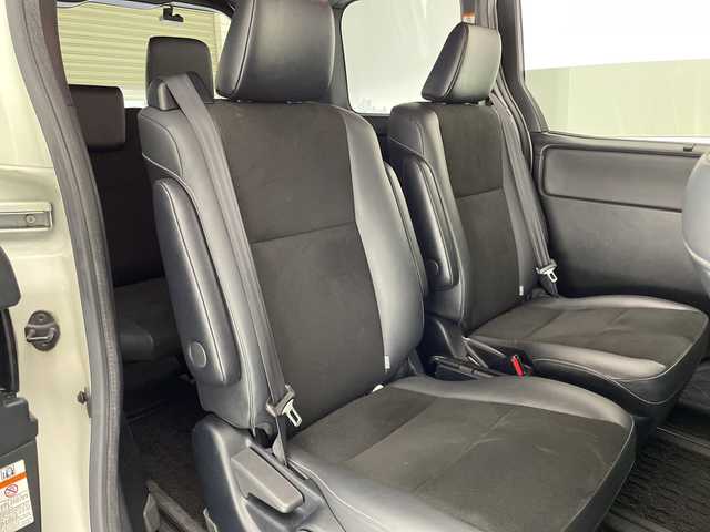 トヨタ ノア ハイブリッド Si ダブルバイビーⅡ 宮崎県 2020(令2)年 7万km ホワイトパールクリスタルシャイン ワンオーナー/Toyota Safety Sense/〇プリクラシュセーフティ/〇レーンディパーチャーアラート/〇パーキングサポートブレーキ/〇オートマチックハイビーム/〇クリアランスソナー/〇先行車発進告知/社外9インチSDナビ/フルセグTV/CD/DVD/Bluetooth/バックカメラ/社外11.6インチ後席フリップダウンモニター（TVM-FW1100）/両側パワースライドドア/ハーフレザーシート/シートヒーター/クルーズコントロール/前後ドライブレコーダー/純正16インチAW/スマートキー×2/ETC/保証書/取扱説明書