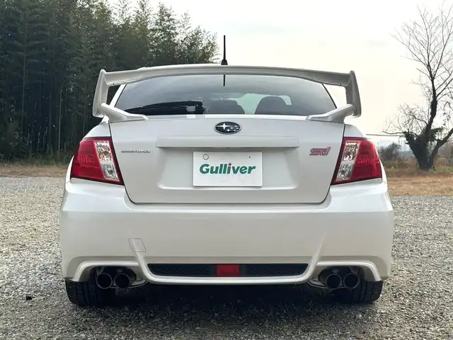 スバル インプレッサ ＷＲＸ STi 兵庫県 2014(平26)年 5.6万km サテンホワイトパール STIエアロ(F/S)/STIタワーバー/ウェッズスポーツ18インチAW/純正ナビ/フルセグTV/Bluetooth接続可/DVD再生可/ETC/ハーフレザーシート/前後ドラレコ/大型リアスポイラー/ツインスクロールターボ