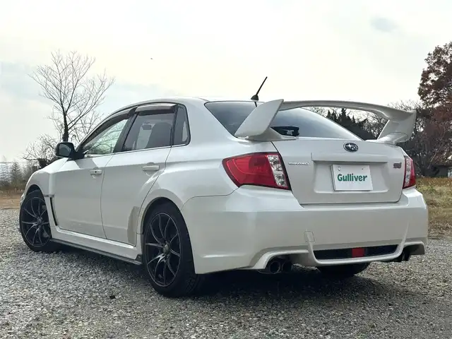 スバル インプレッサ ＷＲＸ STi 兵庫県 2014(平26)年 5.6万km サテンホワイトパール STIエアロ(F/S)/STIタワーバー/ウェッズスポーツ18インチAW/純正ナビ/フルセグTV/Bluetooth接続可/DVD再生可/ETC/ハーフレザーシート/前後ドラレコ/大型リアスポイラー/ツインスクロールターボ