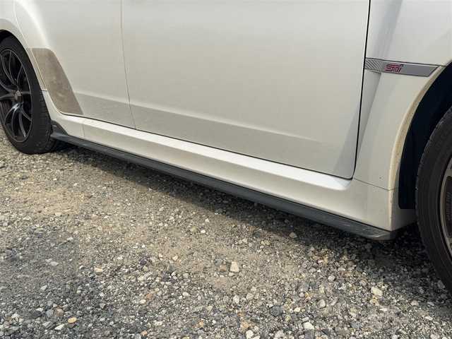 スバル インプレッサ ＷＲＸ STi 兵庫県 2014(平26)年 5.6万km サテンホワイトパール STIエアロ(F/S)/STIタワーバー/ウェッズスポーツ18インチAW/純正ナビ/フルセグTV/Bluetooth接続可/DVD再生可/ETC/ハーフレザーシート/前後ドラレコ/大型リアスポイラー/ツインスクロールターボ