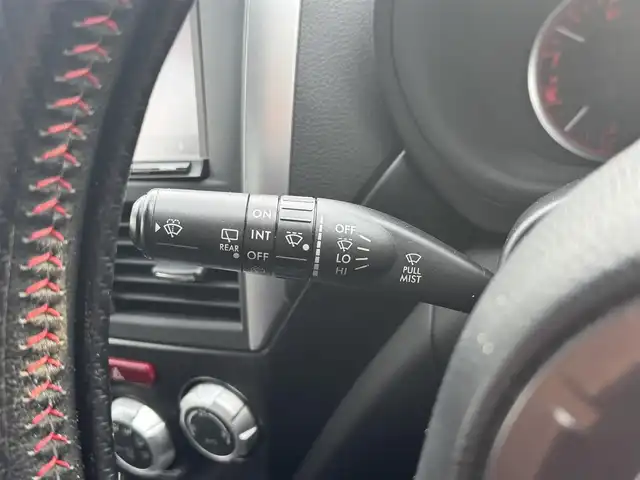 スバル インプレッサ ＷＲＸ STi 兵庫県 2014(平26)年 5.6万km サテンホワイトパール STIエアロ(F/S)/STIタワーバー/ウェッズスポーツ18インチAW/純正ナビ/フルセグTV/Bluetooth接続可/DVD再生可/ETC/ハーフレザーシート/前後ドラレコ/大型リアスポイラー/ツインスクロールターボ