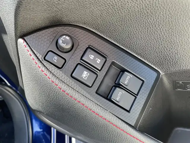 トヨタ ８６ GT 石川県 2013(平25)年 3.7万km ギャラクシーブルーシリカ 純正メモリーナビ/純正CD/DVD再生/フルセグTV/バックカメラ/LEDヘッドライト/スマートキー/プッシュスタート/電動ミラー/オートライト/純正アルミホイール/オートエアコン/社外マフラー