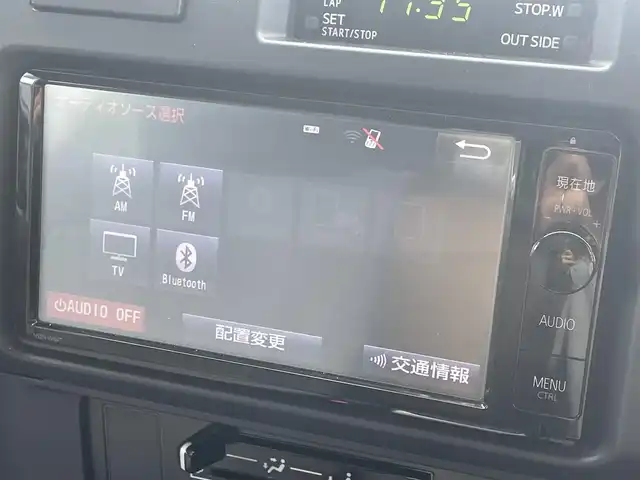 トヨタ ランドクルーザー 道央・札幌 2015(平27)年 4万km ゴールドマイカM ・４WD/・ワンオーナー/・純正SDナビ　/　CD＆DVD＆BT＆TV/・デフロック/・5速MT/・ETC/・前方ドライブレコーダー/・背面タイヤ/・夏タイヤ積込/・純正フロアマット/・ドアバイザー/・フォグライト/・保証書/・取扱説明書