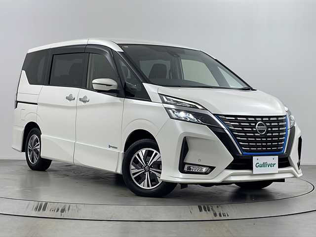 日産 セレナ e－パワー ハイウェイスター V 埼玉県 2020(令2)年 4.7万km ブリリアントホワイトパール フリップダウンモニター/純正メモリナビ(MJ320D-W)/CD/DVD/Bluetooth/フルセグ/全方位カメラ/両側パワースライドドア/プロパイロット/衝突軽減システム/ブレードホールド/電子パーキング/BSM/デジタルインナーミラー/ETC/社外レーダー/純正アルミホイール/フロアマット/LEDヘッドライト/フロントフォグランプ/プッシュスタート/スマートキー