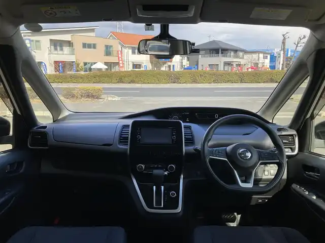 日産 セレナ