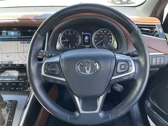 トヨタ ハリアー プレミアム メタル&レザーP 熊本県 2018(平30)年 5.4万km ブラック 純正カーナビ/・AM/FM/CD/DVD/BT/SD/・フルセグTV/・バックカメラ/トヨタセーフティセンス/・プリクラッシュセーフティ/・レーントレーシングアシスト/・クリアランスソナー/・パーキングサポートブレーキ/・ロードサインアシスト/・オートマチックハイビーム/プッシュパーキングブレーキ/オートブレーキホールド/クルーズコントロール/革巻きステアリング/・ステアリングスイッチ/パワーシート/・メモリー付きシート/・シートヒーター/・シートクーラー/プッシュスタート/スペアキー/・スペアカード/電動格納ミラー/・ウィンカーミラー/・ウィンカーヒーター/パワーバックドア