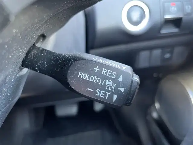 トヨタ ハリアー プレミアム メタル&レザーP 熊本県 2018(平30)年 5.4万km ブラック 純正カーナビ/・AM/FM/CD/DVD/BT/SD/・フルセグTV/・バックカメラ/トヨタセーフティセンス/・プリクラッシュセーフティ/・レーントレーシングアシスト/・クリアランスソナー/・パーキングサポートブレーキ/・ロードサインアシスト/・オートマチックハイビーム/プッシュパーキングブレーキ/オートブレーキホールド/クルーズコントロール/革巻きステアリング/・ステアリングスイッチ/パワーシート/・メモリー付きシート/・シートヒーター/・シートクーラー/プッシュスタート/スペアキー/・スペアカード/電動格納ミラー/・ウィンカーミラー/・ウィンカーヒーター/パワーバックドア
