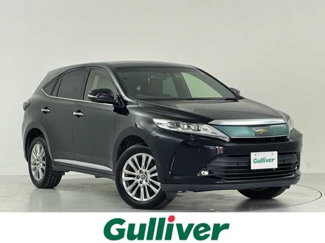 トヨタ ハリアー プレミアム メタル&レザーP 大阪府 2018(平30)年 5.4万km ブラック トヨタセーフティセンス/・プリクラッシュセーフティ/・レーントレーシングアシスト/・クリアランスソナー/・パーキングサポートブレーキ/・ロードサインアシスト/・オートマチックハイビーム/・クリアランスソナー/純正SDナビ【NSZT-Y68T】/（AM/FM/CD/DVD/BT/SD/フルセグTV）/バックカメラ/ETC/プッシュパーキングブレーキ/オートブレーキホールド/レーダークルーズコントロール/レザーシート/・前席パワーシート/・シートヒーター/・シートクーラー/LEDヘッドライト/電動格納ミラー/パワーバックドア